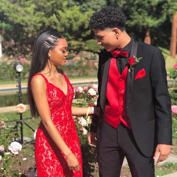 red prom